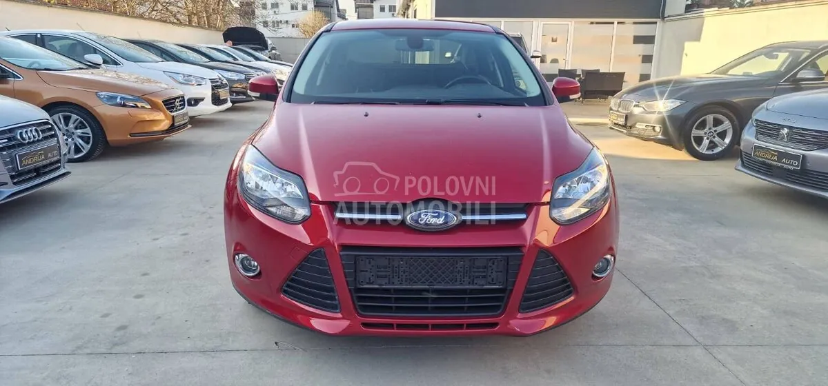 Ford Focus 2013 photo 3