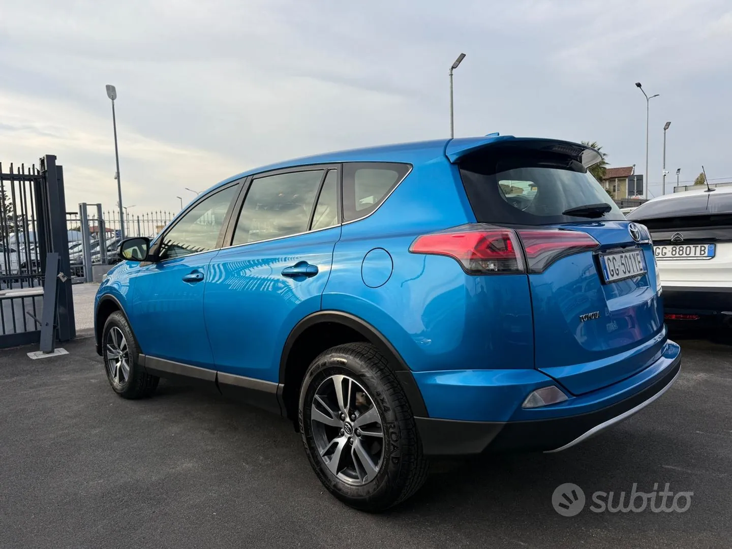 Toyota Rav4 2016 photo 4