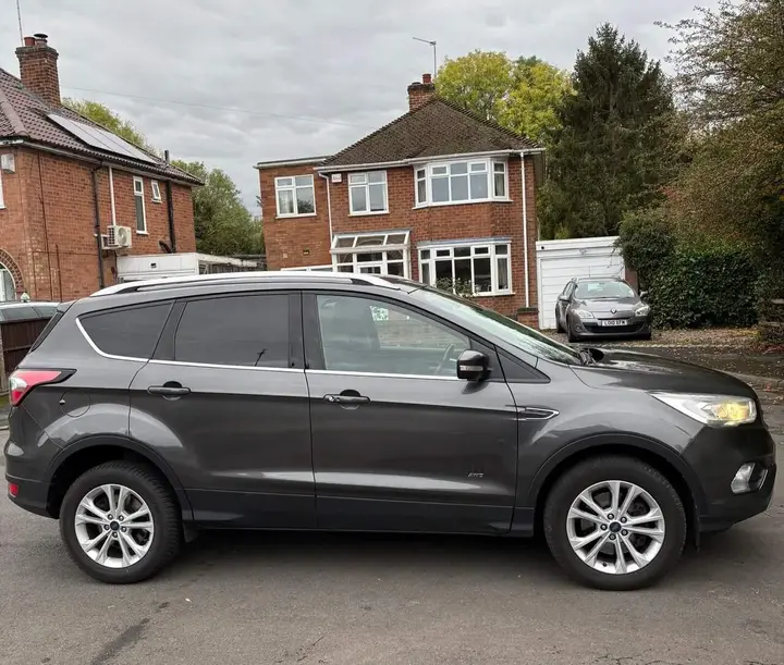 Ford Kuga 2018 photo 3