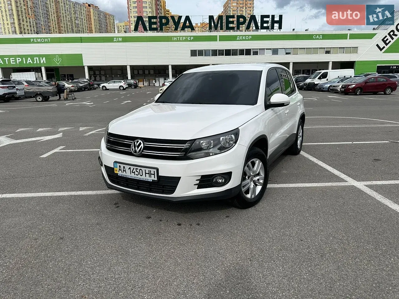 Volkswagen Tiguan 2012 photo 3