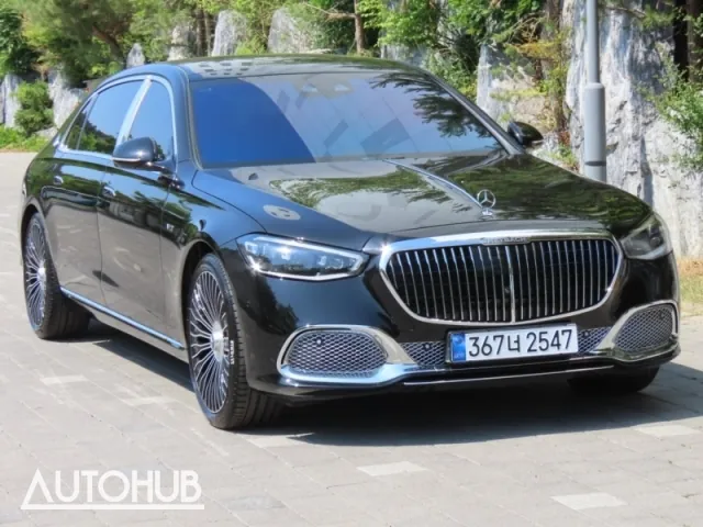 Mercedes-Benz S-Class 2023 photo 2