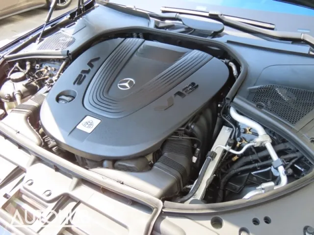 Mercedes-Benz S-Class 2023 photo 5