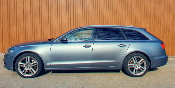 Audi A6 Avant 2011 photo 3