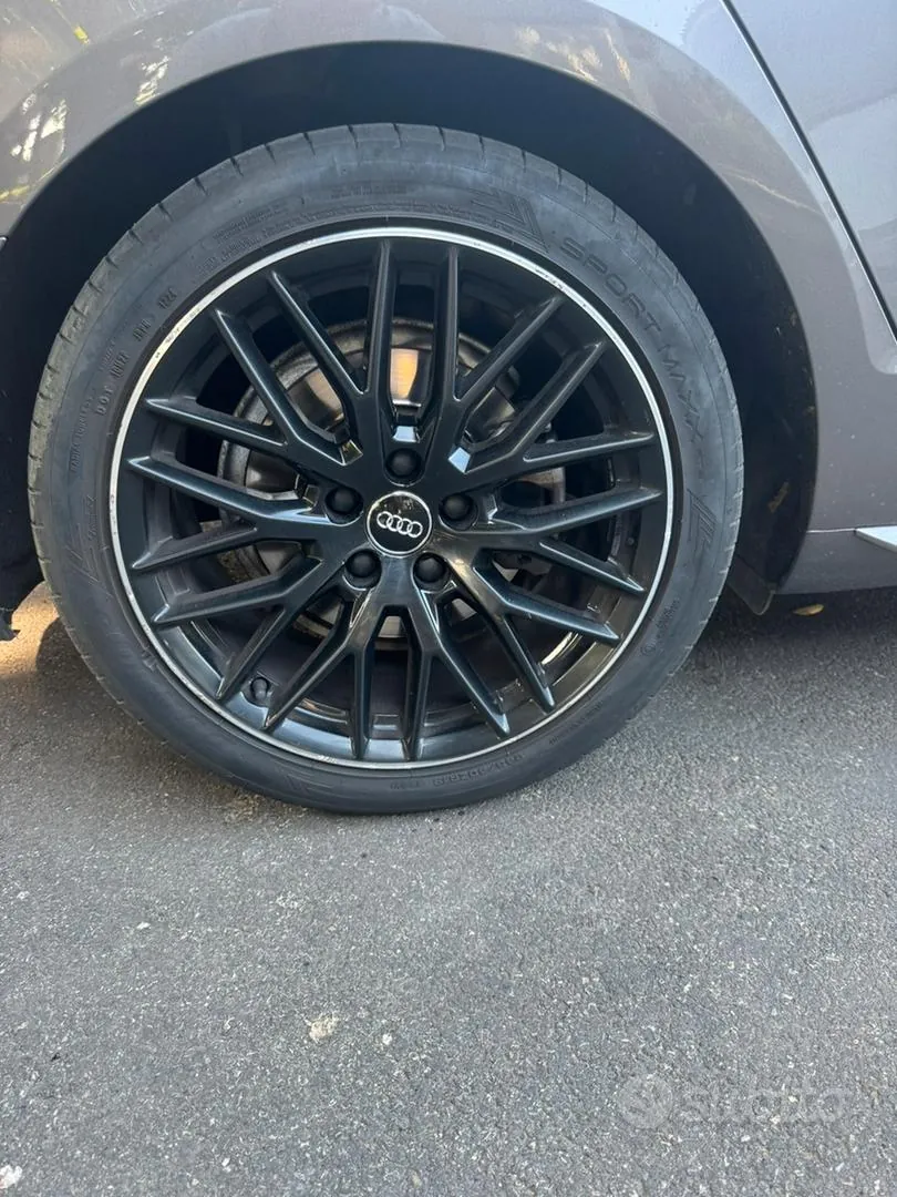 Audi A4 2019 photo 5