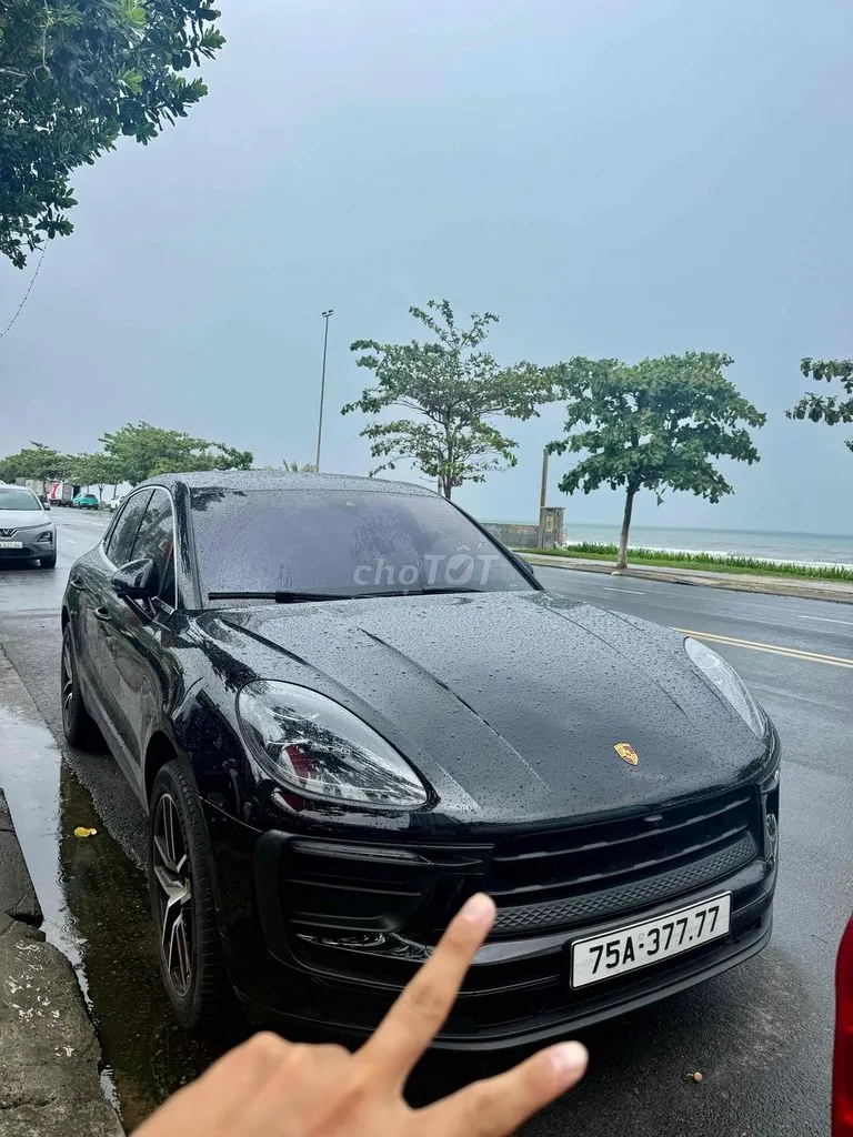 Porsche Macan 2024 photo 2