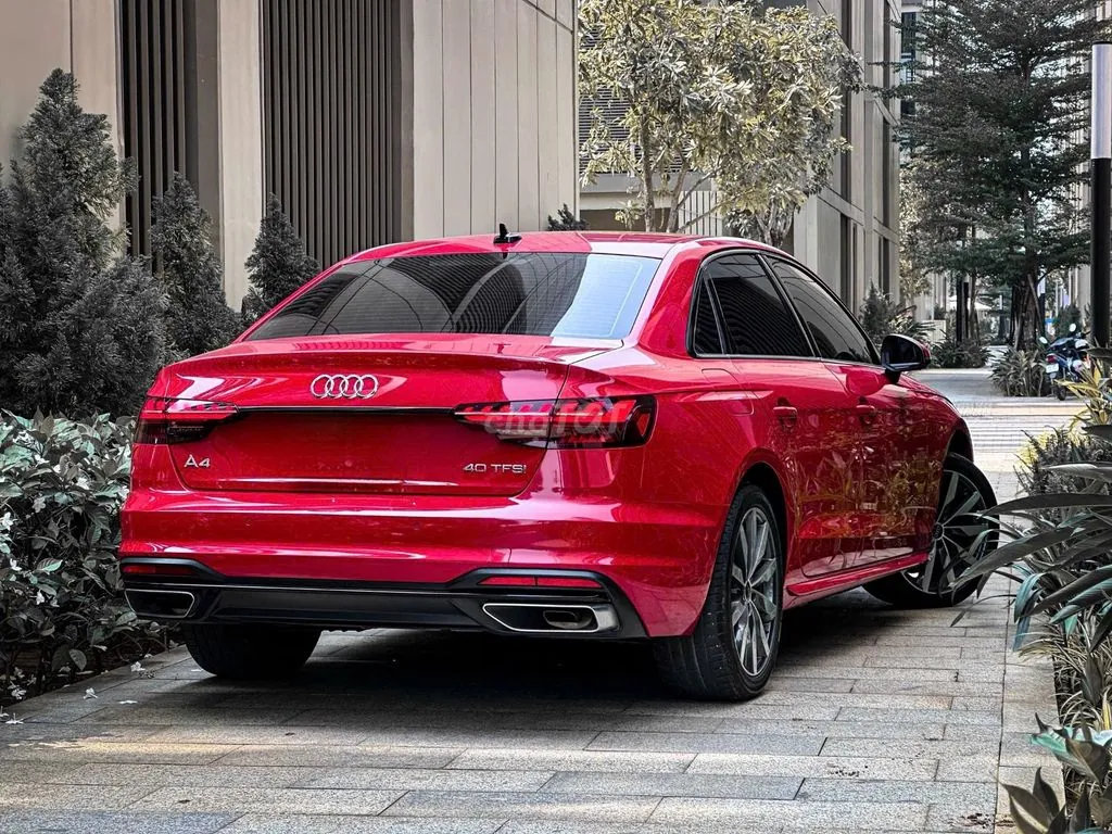 Audi A4 2024 photo 4
