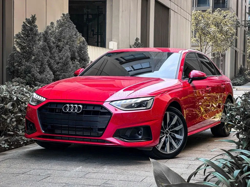 Audi A4 2024 photo 2