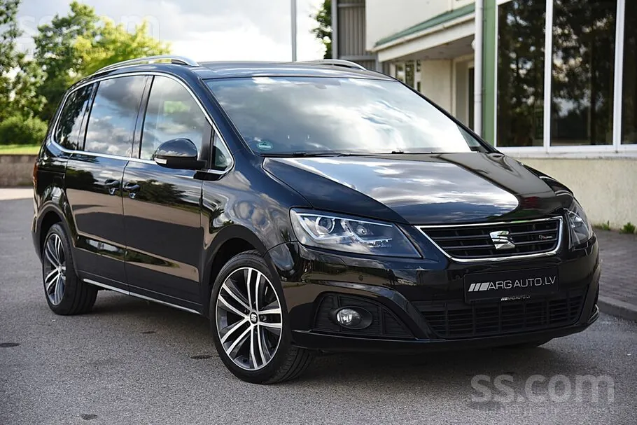 Seat Alhambra 2017 photo 2