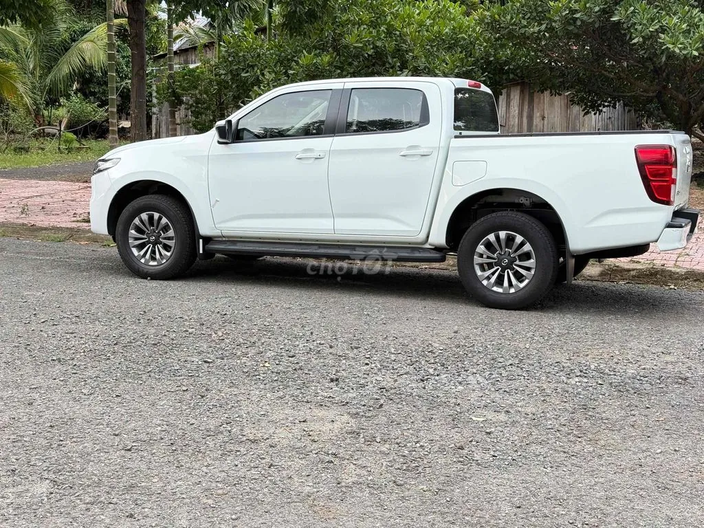 Mazda Bt50 2021 photo 2