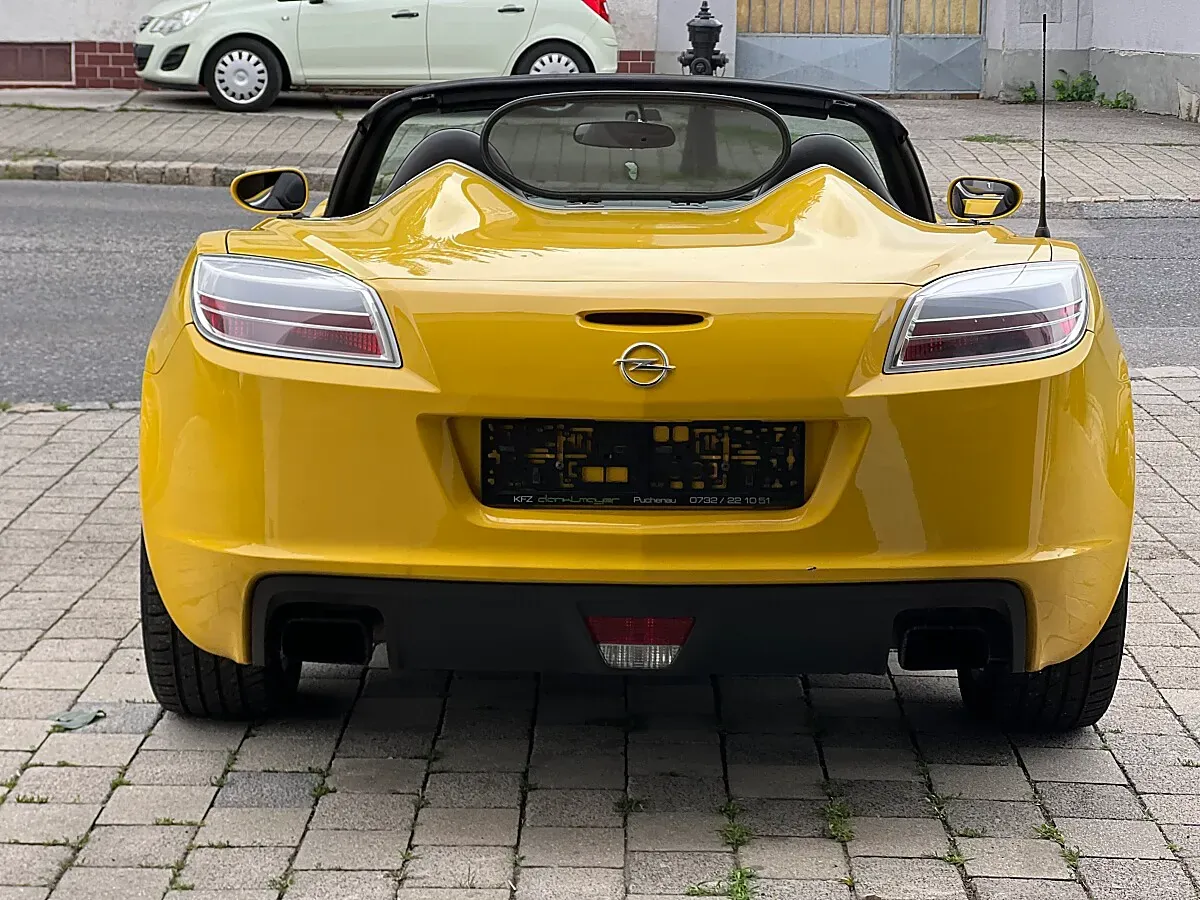 Opel Gt 2008 photo 2