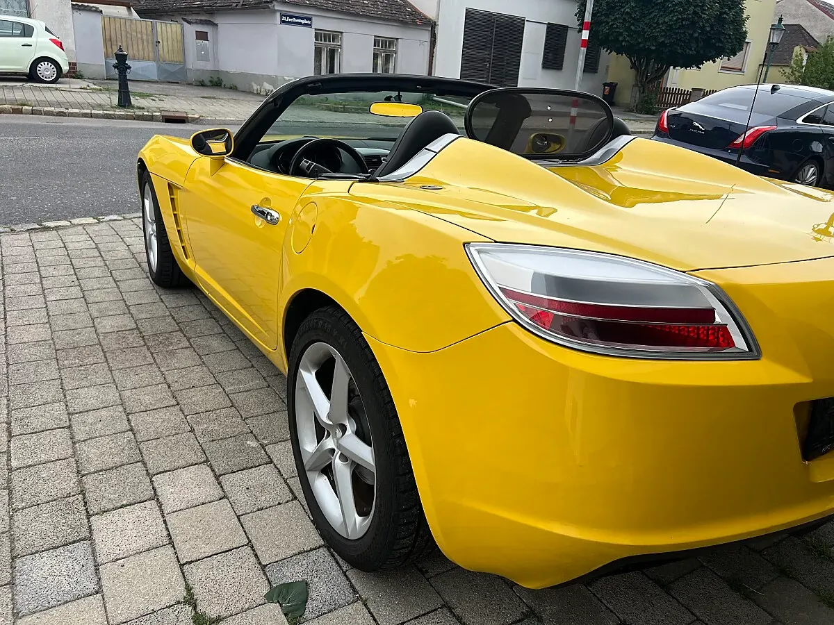 Opel Gt 2008 photo 3