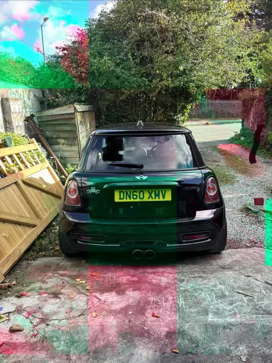 Mini Hatch 2010 photo 2