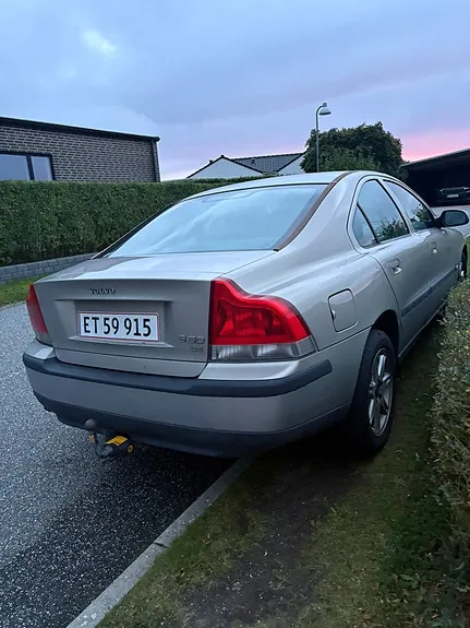 Volvo S60 2000 photo 2