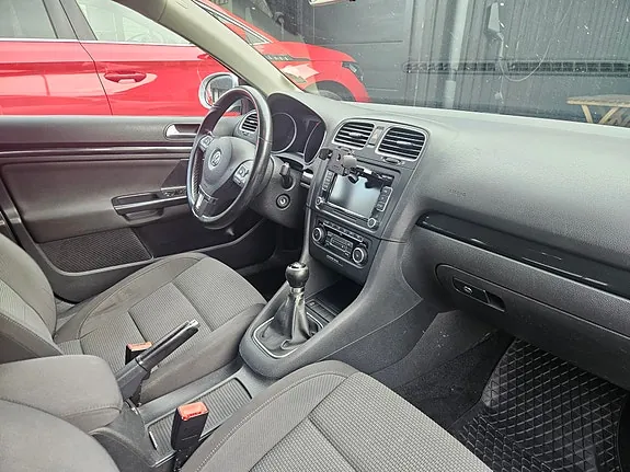 Volkswagen Golf 2012 photo 5
