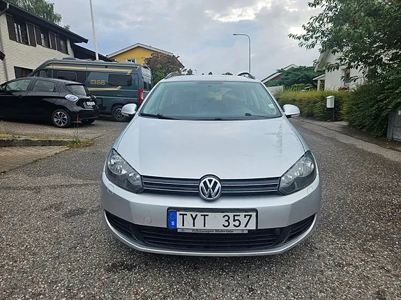 Volkswagen Golf 2012 photo 2