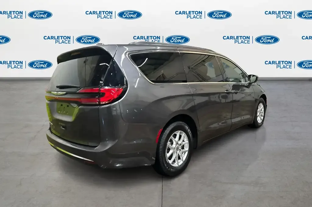 Chrysler Pacifica 2022 photo 5