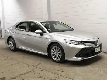 Toyota Camry 2019 photo 2