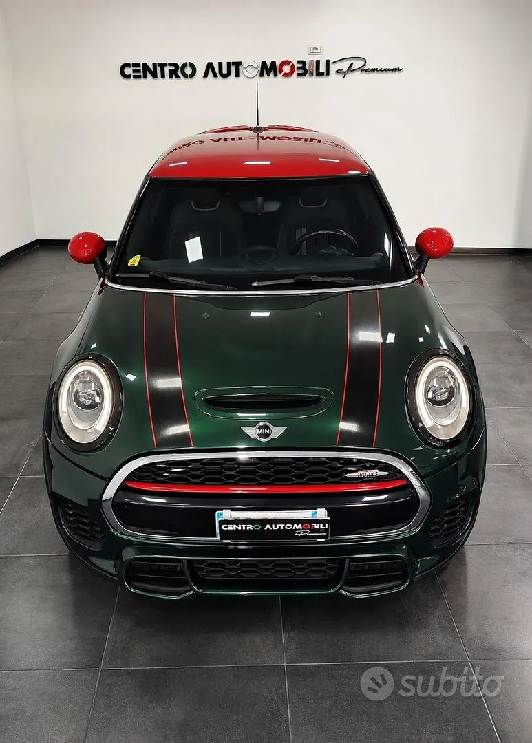 Mini Cooper 2.0 John Cooper Works 2016 photo 2