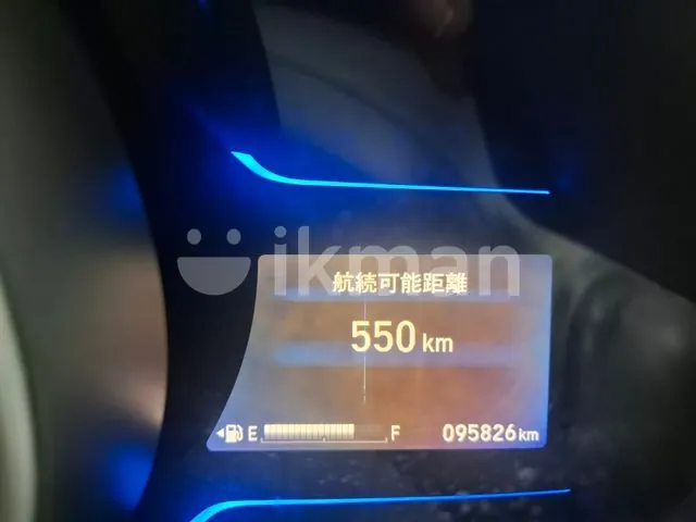 Honda Fit Hybrid 2013 photo 2