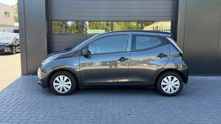 Toyota Aygo 2015 photo 3