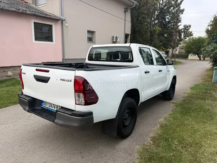 Toyota Hilux 2022 photo 5