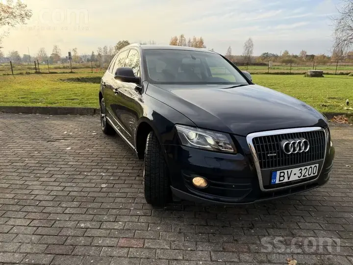 Audi Q5 2010 photo 3