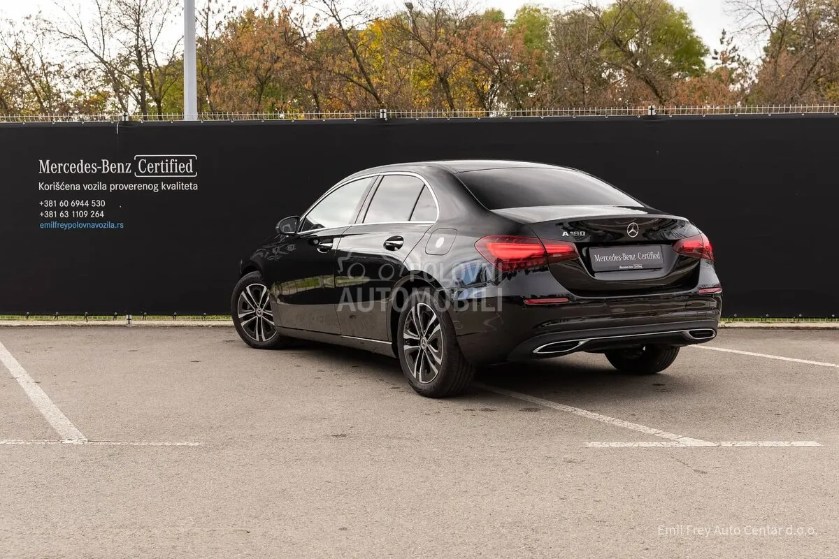 Mercedes-Benz A 180 2024 photo 4