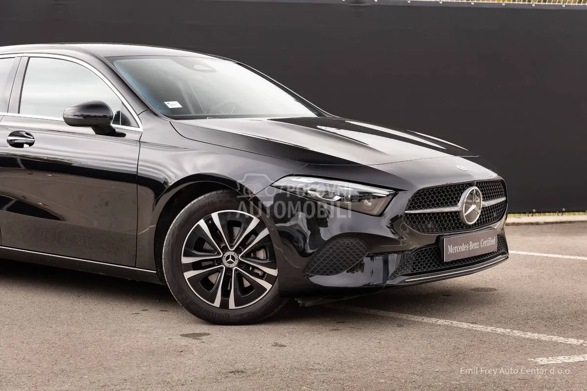 Mercedes-Benz A 180 2024 photo 2
