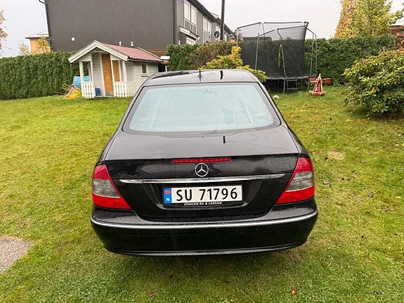 Mercedes-Benz E280 2006 photo 4