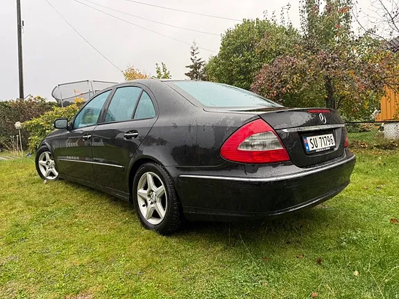 Mercedes-Benz E280 2006 photo 3