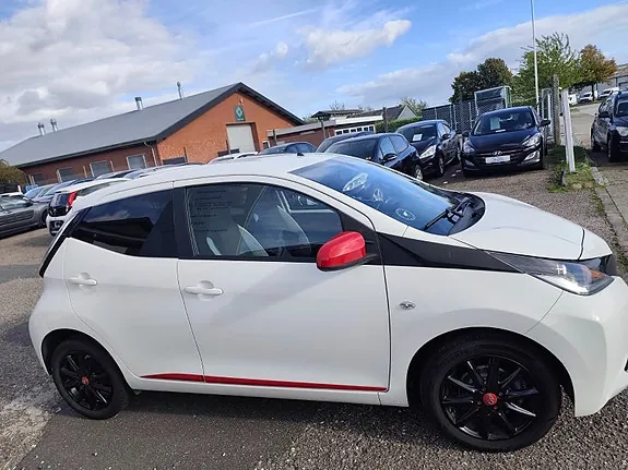 Toyota Aygo 2015 photo 5