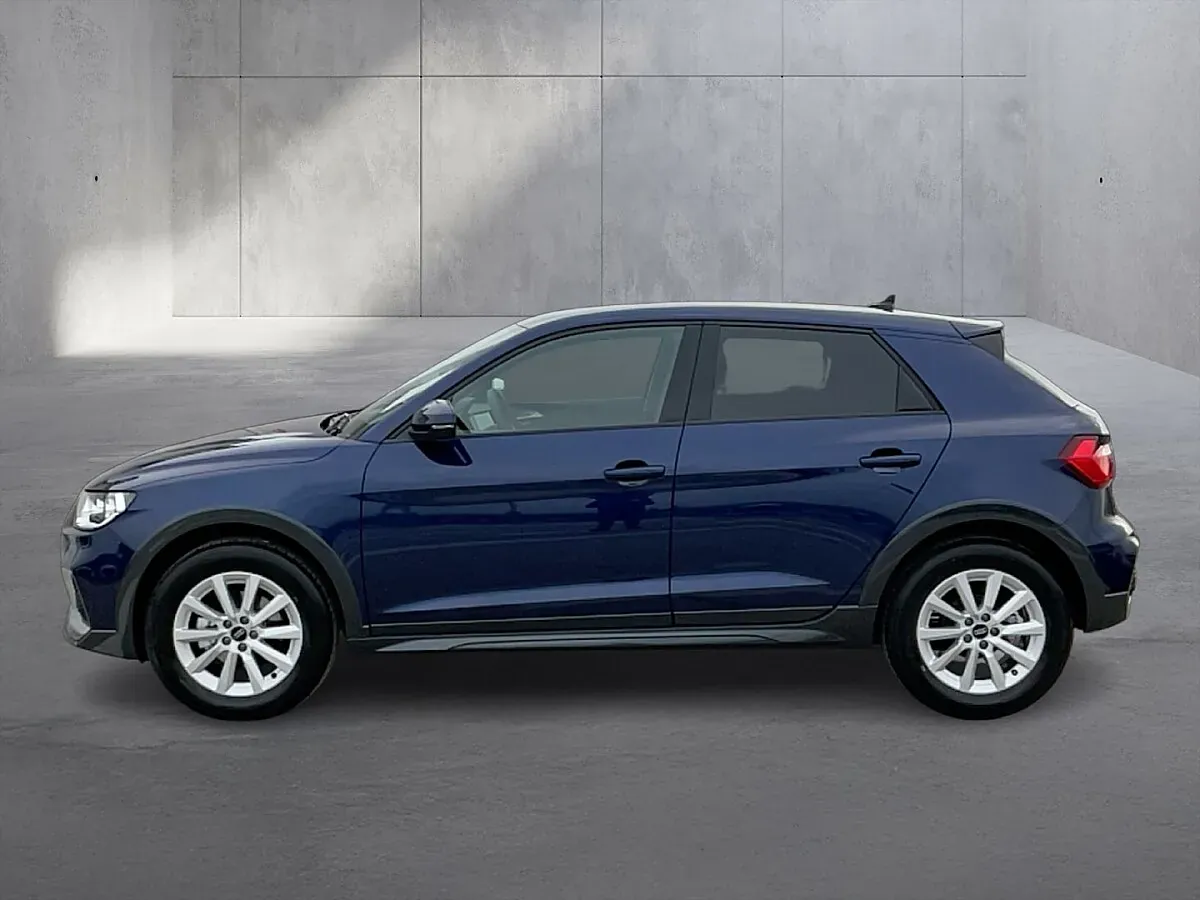 Audi A1 2025 photo 3