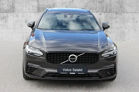 Volvo V90 2023 photo 2