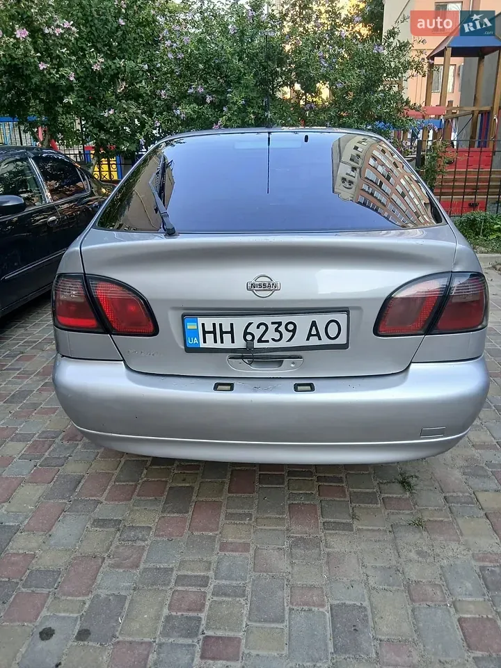 Nissan Primera 1999 photo 4
