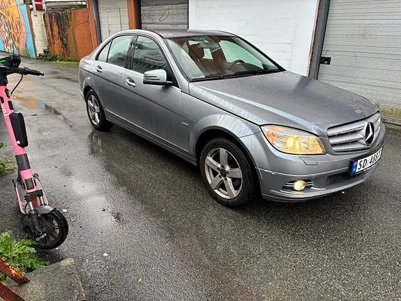 Mercedes-Benz C-Class 2009 photo 4