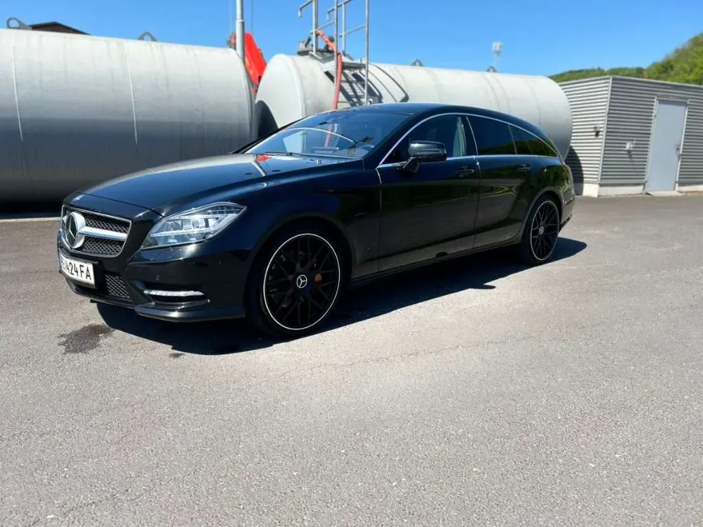 Mercedes-Benz Cls 2012 photo 2