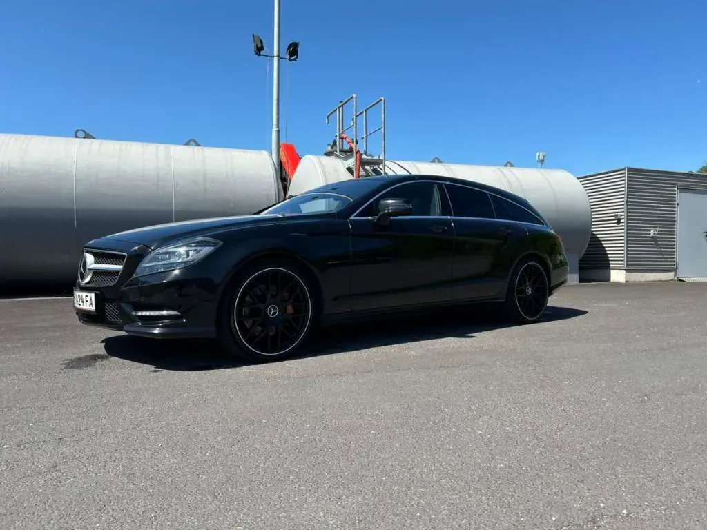 Mercedes-Benz Cls-Class