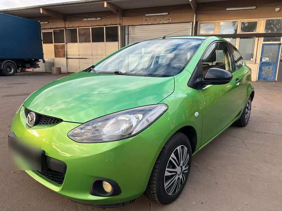 Mazda 2