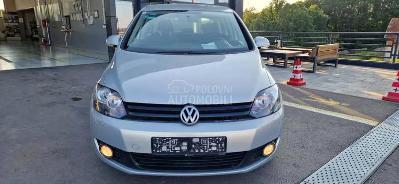 Volkswagen Golf Plus 2010 photo 2