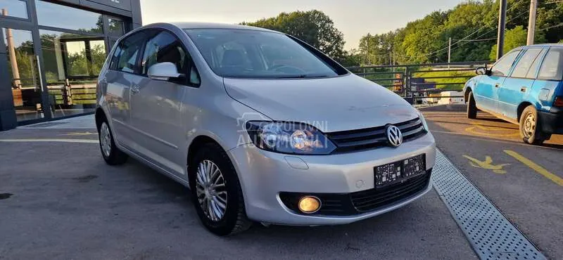 Volkswagen Golf Plus 2010 photo 3