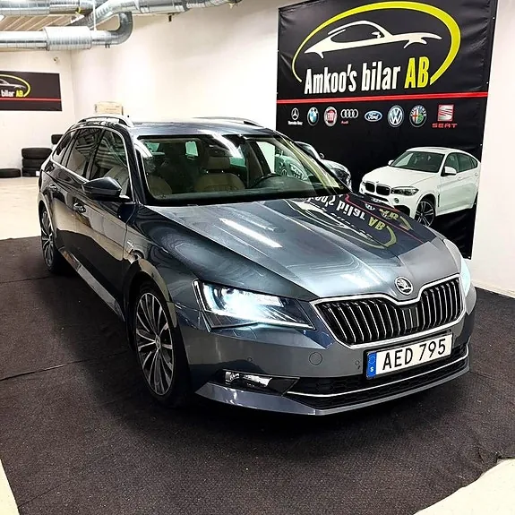 Skoda Superb 2016 photo 2