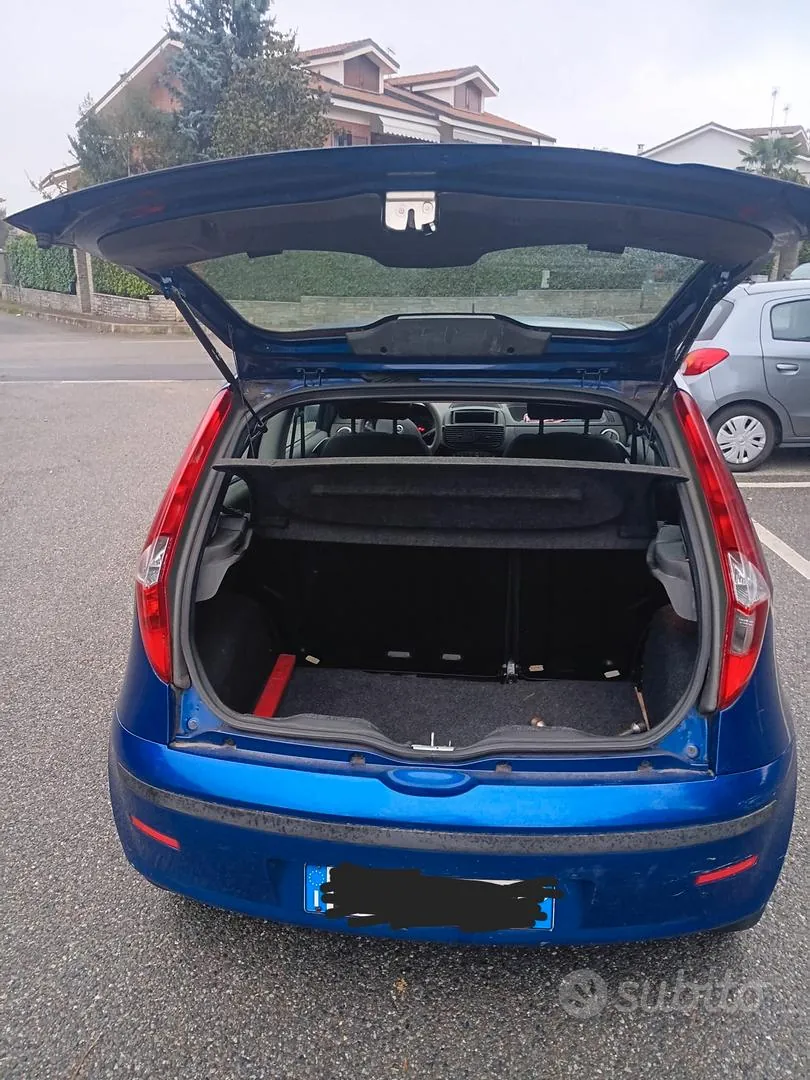 Fiat Punto 2008 photo 3
