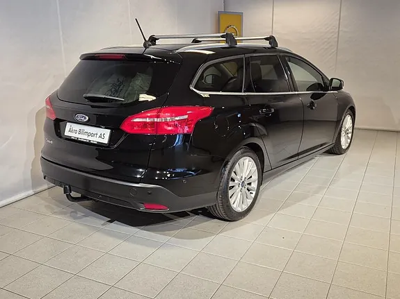Ford Focus 2018 photo 2