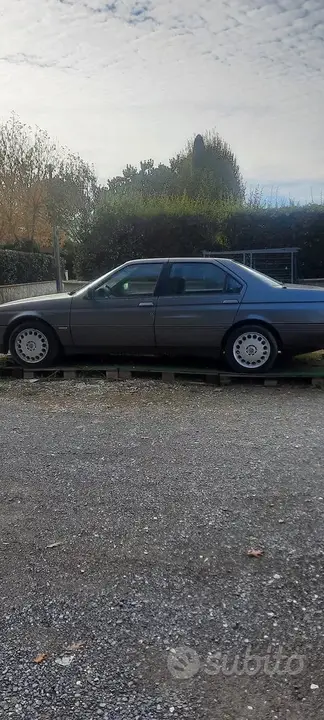 Alfa Romeo 164