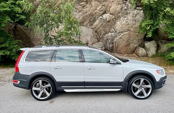 Volvo Xc70 2011 photo 3