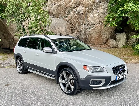Volvo Xc70 2011 photo 2