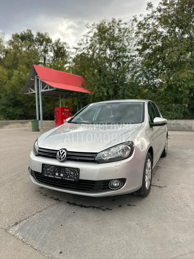 Volkswagen Golf 2011 photo 2