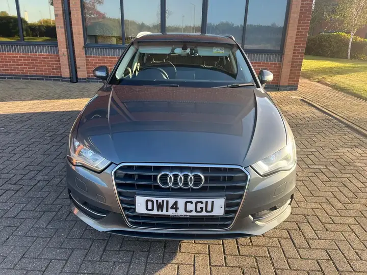 Audi A3 2014 photo 3