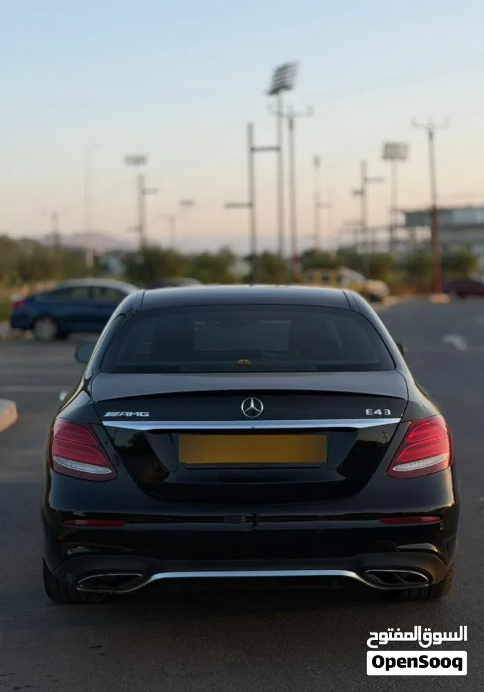 Mercedes-Benz E-Class 2018 photo 3