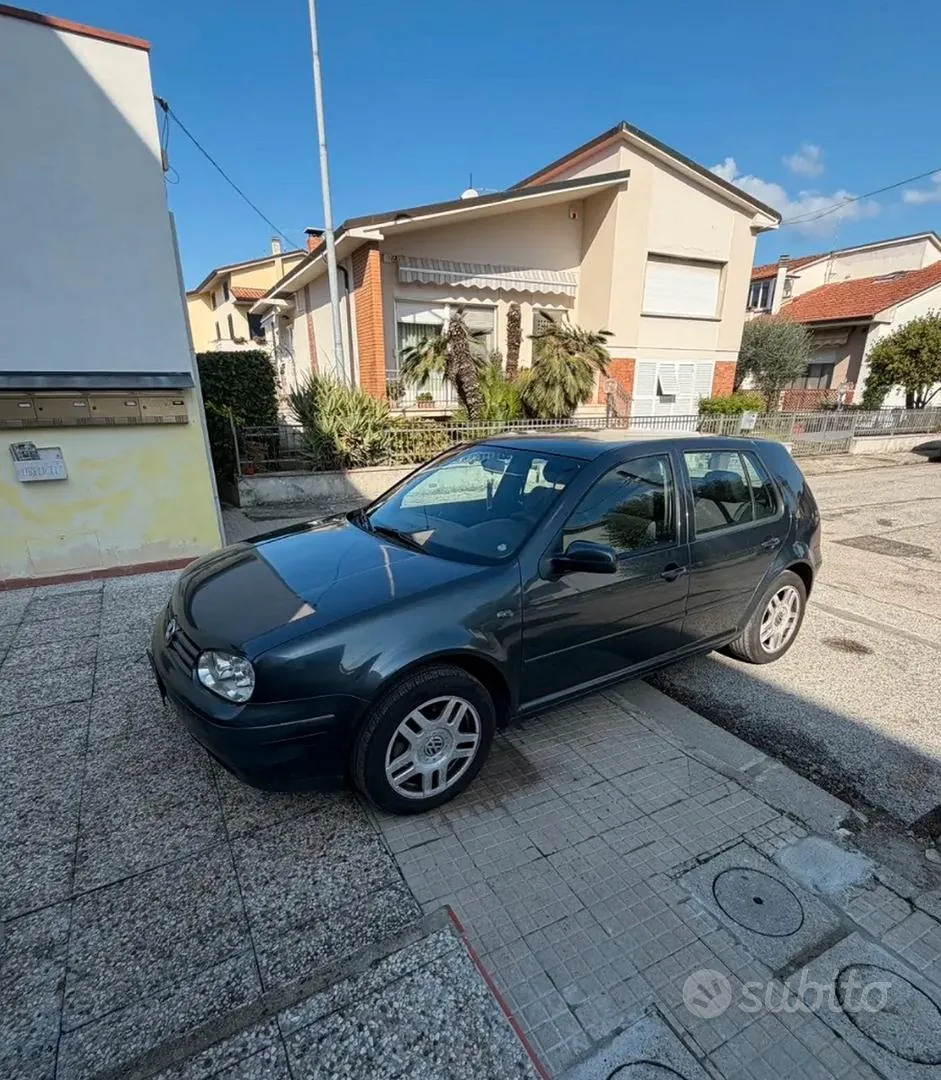 Volkswagen Golf 2002 photo 4